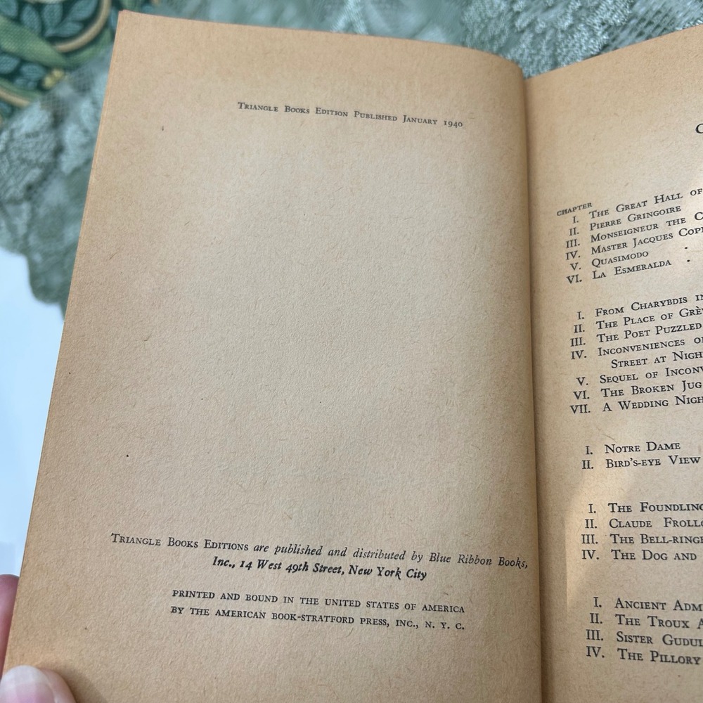 Vintage Cloth Hardcover 1940 The Hunchback Of Notre Dame by Victor Hugo - Picture 11 of 11